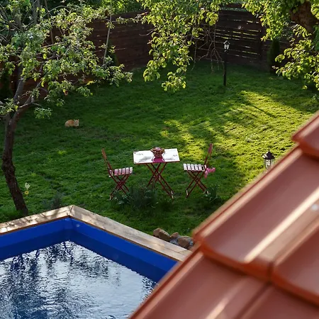 Rose Holiday home