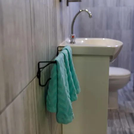 Semesterbostad Rose *